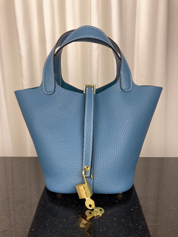 Hermes Handbags 136